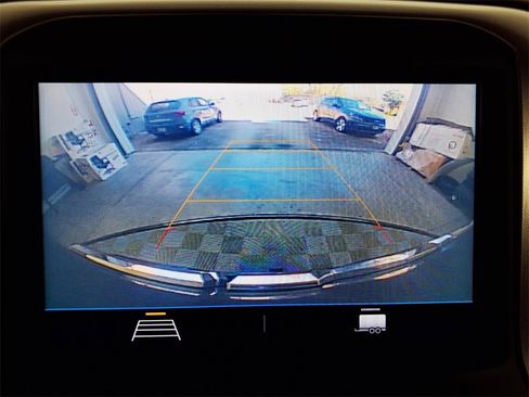 Used 2021 GMC Sierra 1500 Elevation image 15