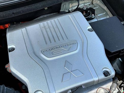 Used 2022 Mitsubishi Outlander SEL image 34