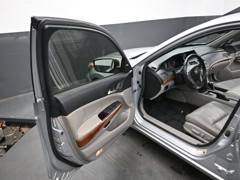 Used 2012 Honda Accord EX-L image 14