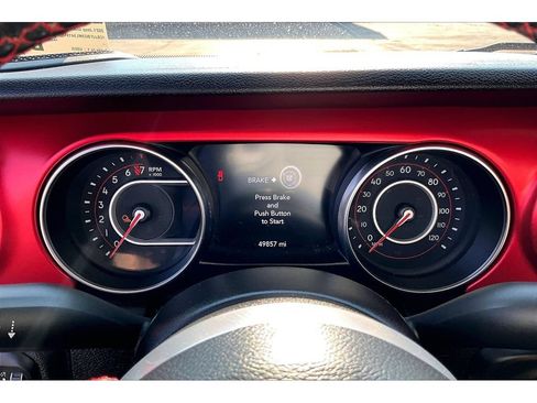 Used 2021 Jeep Gladiator Rubicon AWD/4WD image 14