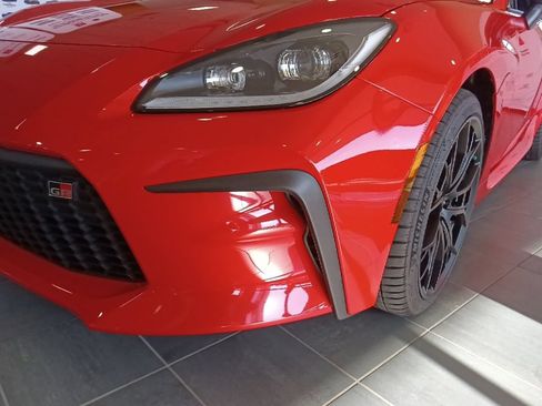 New 2026 Toyota GR86 Premium RWD image 9