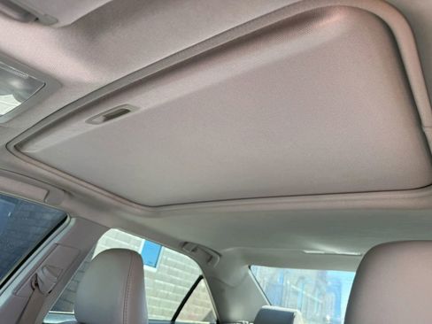 Used 2014 Toyota Camry XLE w/ Leather Package FWD image 15