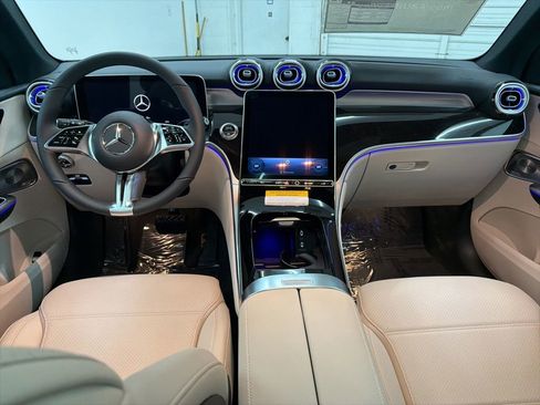 New 2026 Mercedes-Benz GLC 300 4MATIC image 22