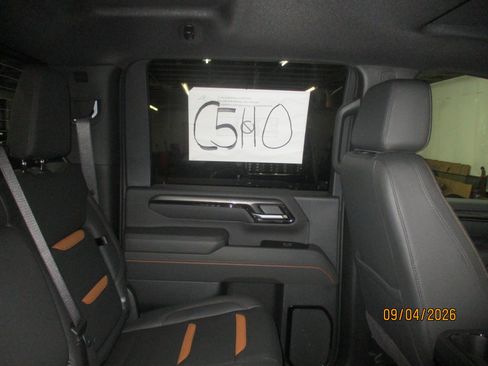 New 2026 GMC Sierra 2500 AT4 w/ AT4 Premium Plus Package AWD/4WD image 12