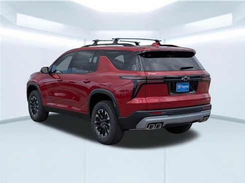 New 2026 Chevrolet Traverse Z71 w/ Driver Confidence Package AWD/4WD image 4