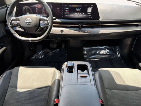 Used 2023 Nissan Ariya FWD image 14