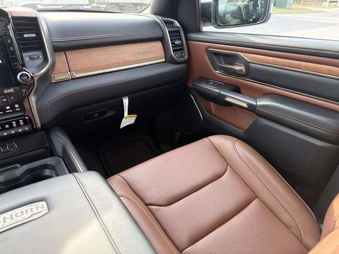 Used 2023 RAM 1500 Limited w/ Body Color Bumper Group image 18