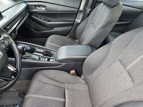 Used 2024 Honda Accord Sport image 12