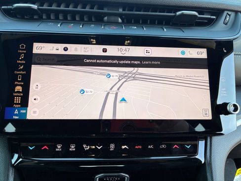 New 2026 Jeep Grand Cherokee Altitude image 8