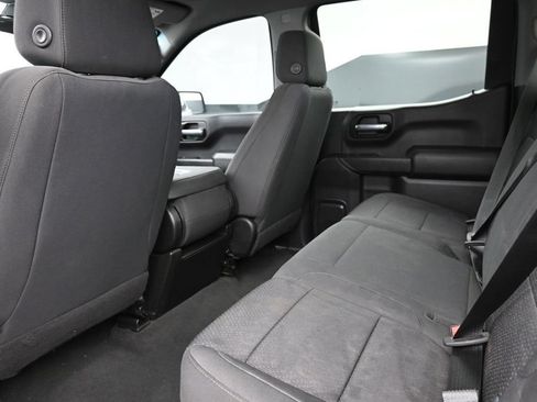 Used 2021 Chevrolet Silverado 1500 Custom RWD image 16