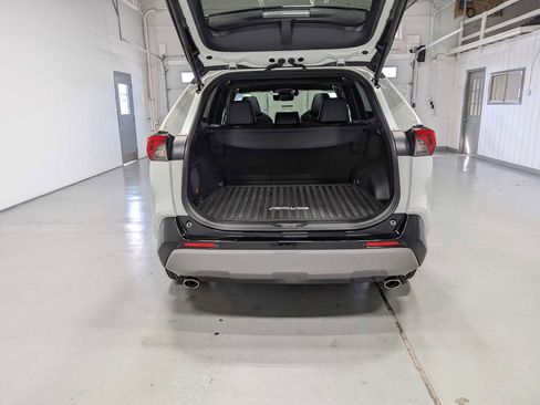 Used 2021 Toyota RAV4 XSE image 41