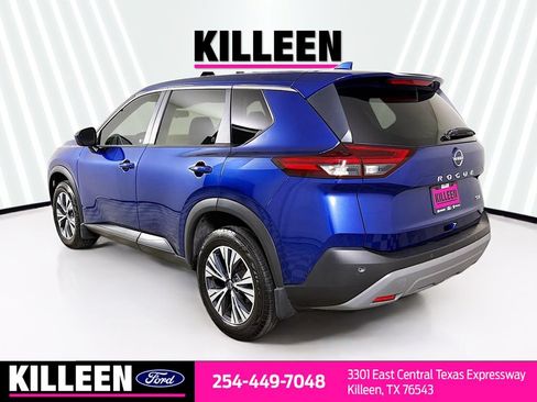 Used 2023 Nissan Rogue SV FWD image 7