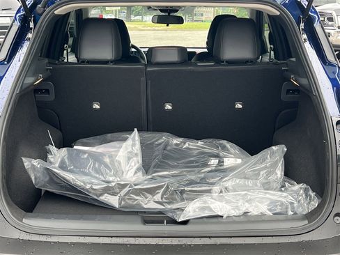 New 2025 Nissan Kicks SR w/ SR Premium Package FWD image 24