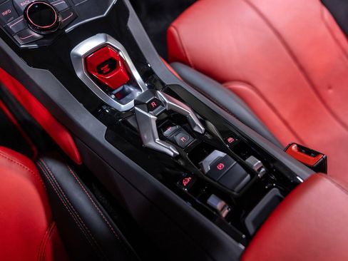 Used 2017 Lamborghini Huracan LP 610-4 image 44