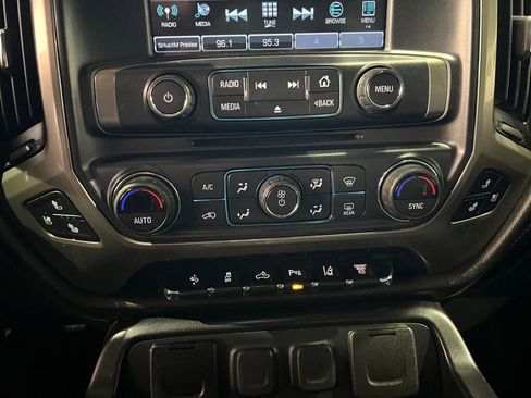 Used 2019 Chevrolet Silverado 3500 High Country image 33