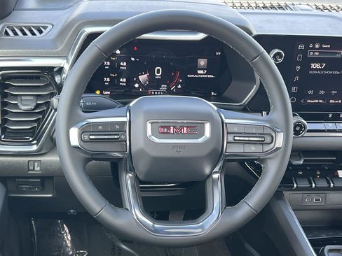 New 2026 GMC Canyon Elevation w/ LPO, Black Badging Package RWD image 12
