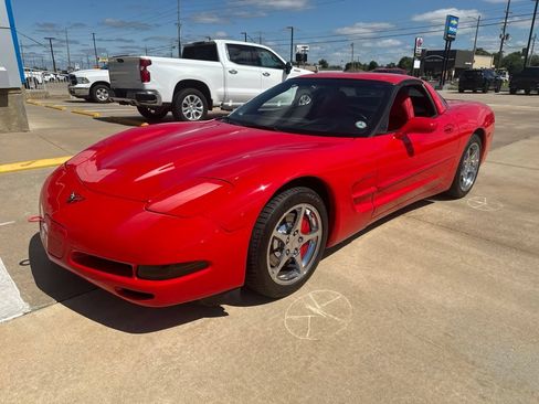Used 2000 Chevrolet Corvette Coupe w/ Roof Pkg RWD image 21