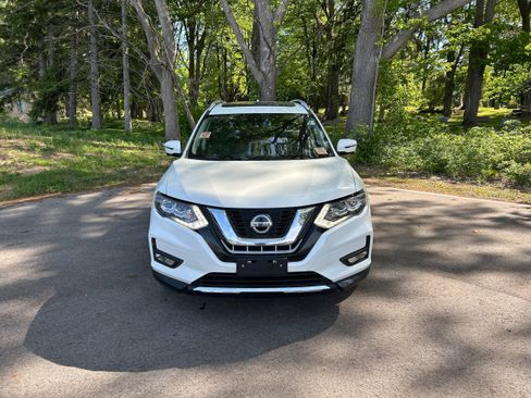 Used 2020 Nissan Rogue SL AWD/4WD image 12