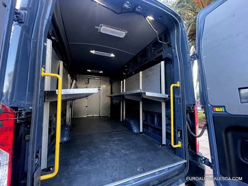 Used 2020 Ford Transit 250 148 High Roof Extended image 15