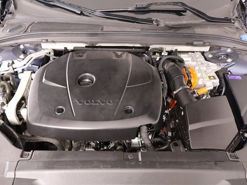 Used 2024 Volvo S90 T8 Ultimate w/ Lounge Package image 20