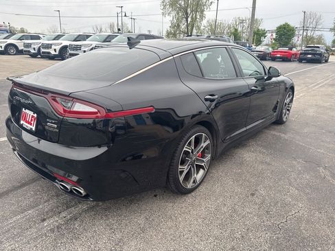 Used 2020 Kia Stinger GT1 AWD/4WD image 3