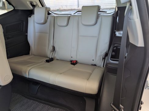 Used 2022 Subaru Ascent Limited w/ Technology Package image 19