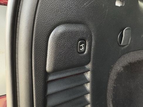 Used 2019 Jeep Grand Cherokee Summit image 32