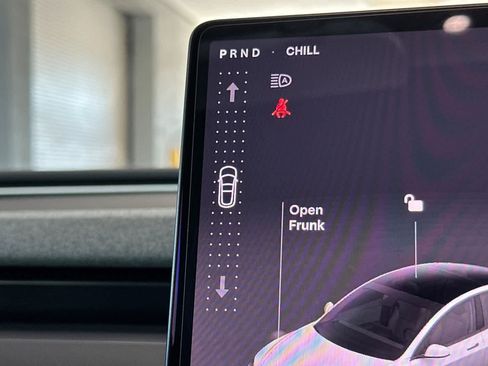 Used 2025 Tesla Model 3 RWD image 23