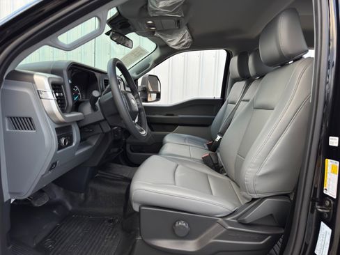 Used 2024 Ford F350 XL w/ Snow Plow Prep Package image 16