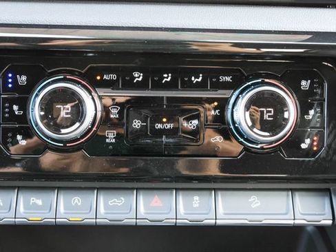 New 2026 GMC Sierra 1500 AT4 w/ Technology Package AWD/4WD image 22