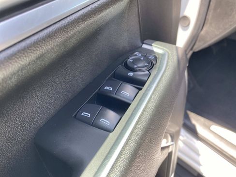 Used 2025 Chevrolet Silverado 2500 LT w/ Convenience Package AWD/4WD image 19