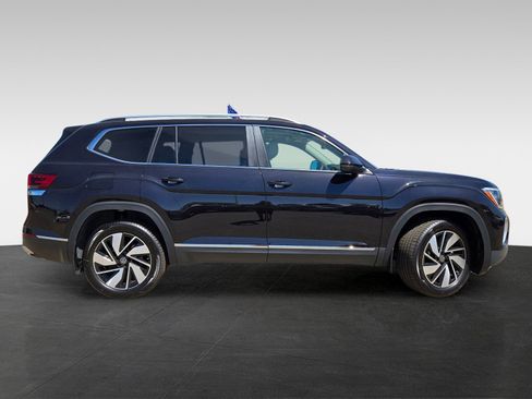 New 2026 Volkswagen Atlas SEL image 3