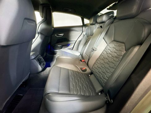 Used 2022 Audi RS e-tron GT w/ Carbon Performance Package image 21