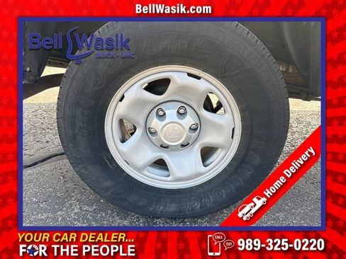 Used 2022 Toyota Tacoma SR image 7