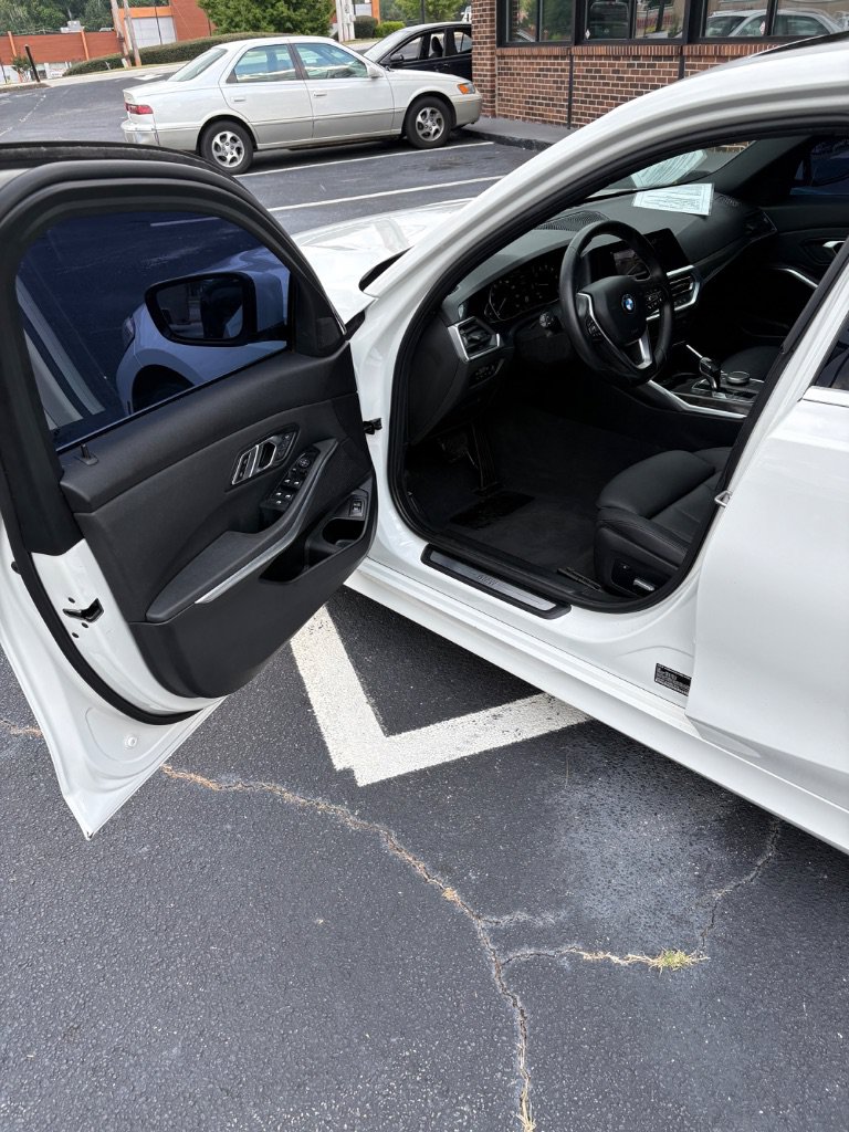 Used 2021 BMW 330i Sedan w/ Driving Assistance Package RWD image 18