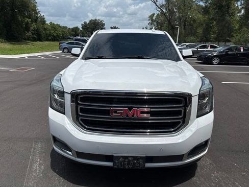 Used 2018 GMC Yukon SLE w/ SLE Value Package AWD/4WD image 2