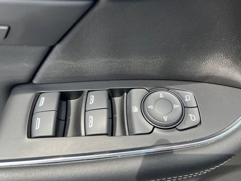 Used 2023 Buick Envision Avenir FWD image 7