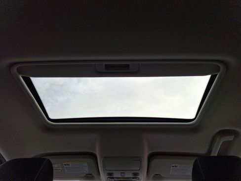 Used 2022 Ford EcoSport SE w/ SE Convenience Package image 15