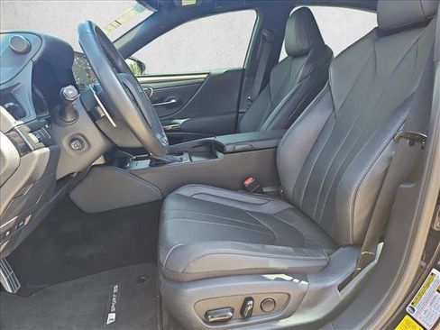 Used 2023 Lexus ES 350 F Sport w/ Accessory Package (Z2) image 17