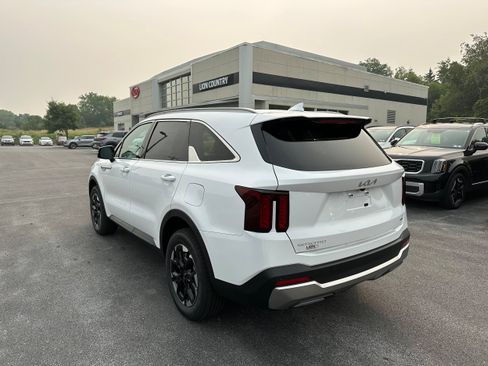 New 2026 Kia Sorento S AWD/4WD image 7