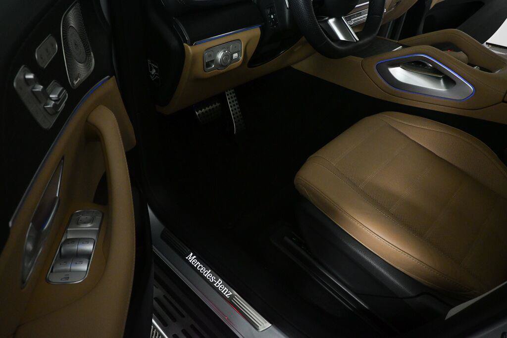 Certified 2026 Mercedes-Benz GLS 450 4MATIC image 15