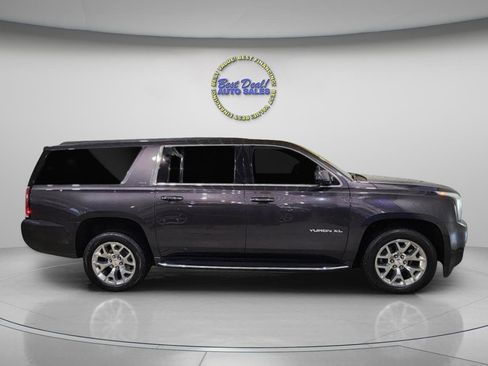 Used 2018 GMC Yukon XL SLT w/ Open Road Package AWD/4WD image 7