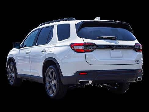 New 2025 Honda Pilot Sport image 2