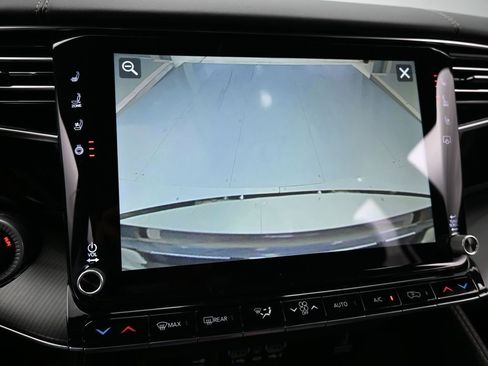 Used 2024 Jeep Grand Wagoneer Series II w/ Quick Order Packagew 28T image 22