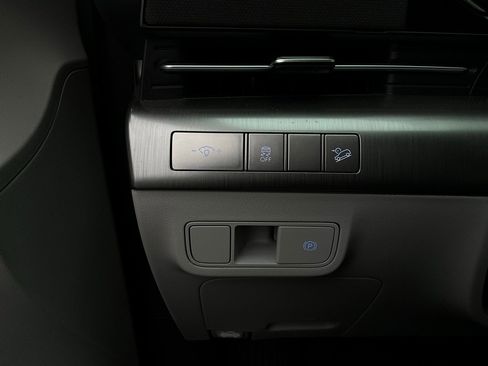 Used 2025 Hyundai Kona SEL image 22