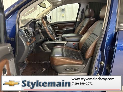 Used 2017 Nissan Titan Platinum Reserve image 38