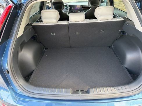 Certified 2025 Kia Niro EX FWD image 25