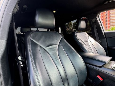 Used 2016 Lincoln MKX Select image 7