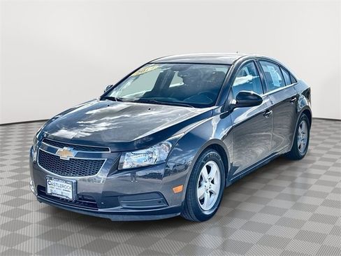 Used 2014 Chevrolet Cruze LT w/ Technology Package image 1