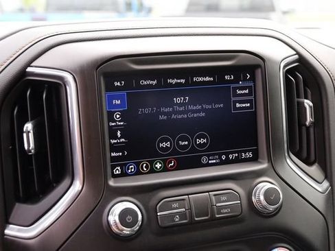 Used 2021 GMC Sierra 1500 AT4 AWD/4WD image 17